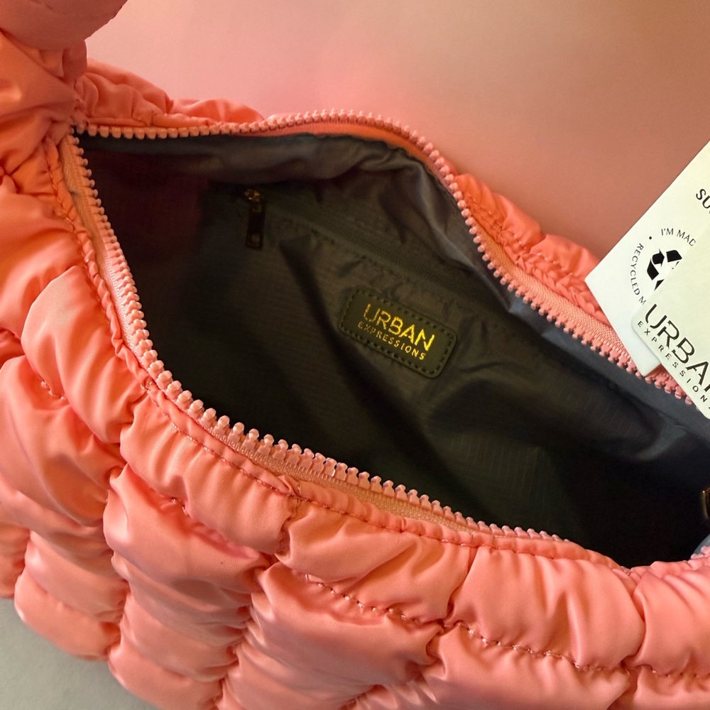 Urban Expressions Pink Quilted Shoulder Bag - Picture 4 of 4